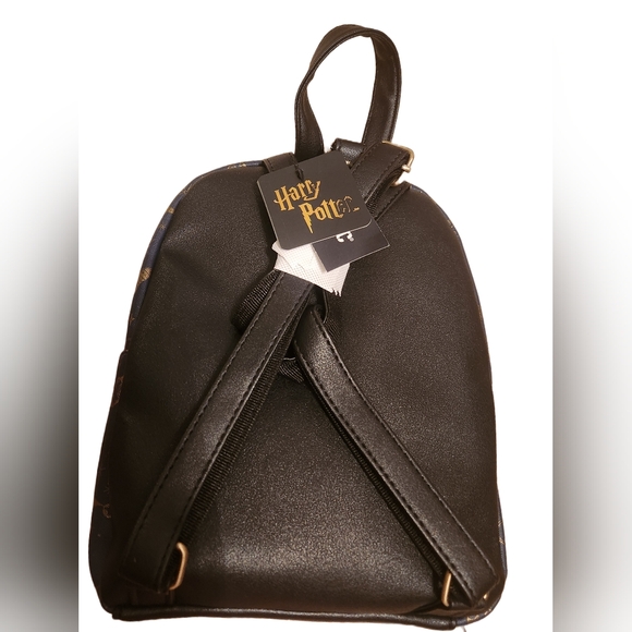 Harry Potter Blue Snitch Stars Backpack - Picture 2 of 8